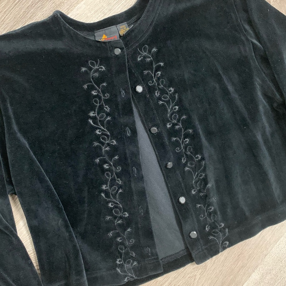 Liz Sport Embroidered Leaf 🍃 Black Velvet Whimsigoth